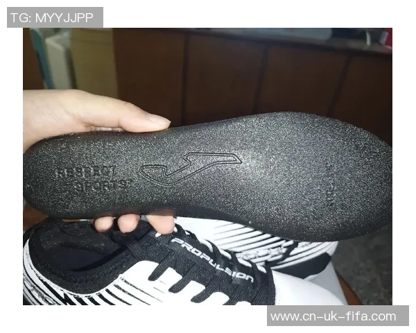 如何辨别joma足球鞋的真伪技巧与方法分享